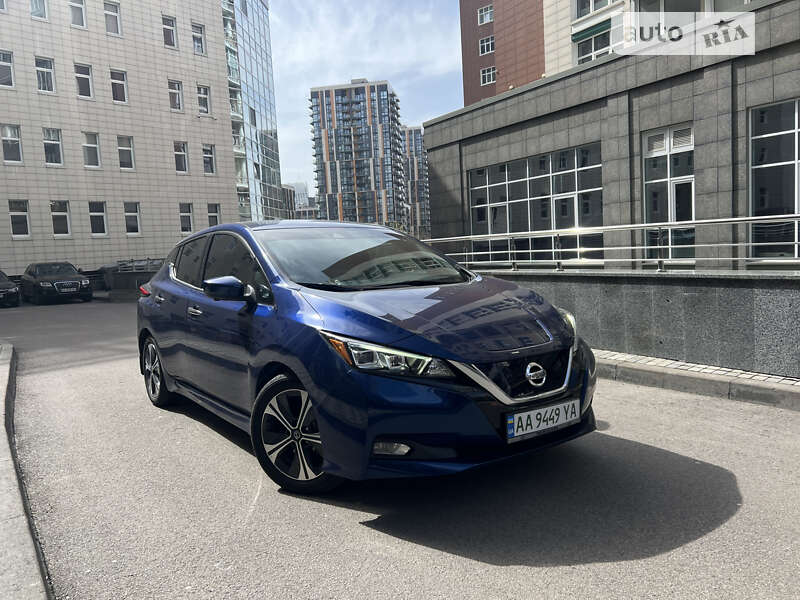 2020 nissan leaf
