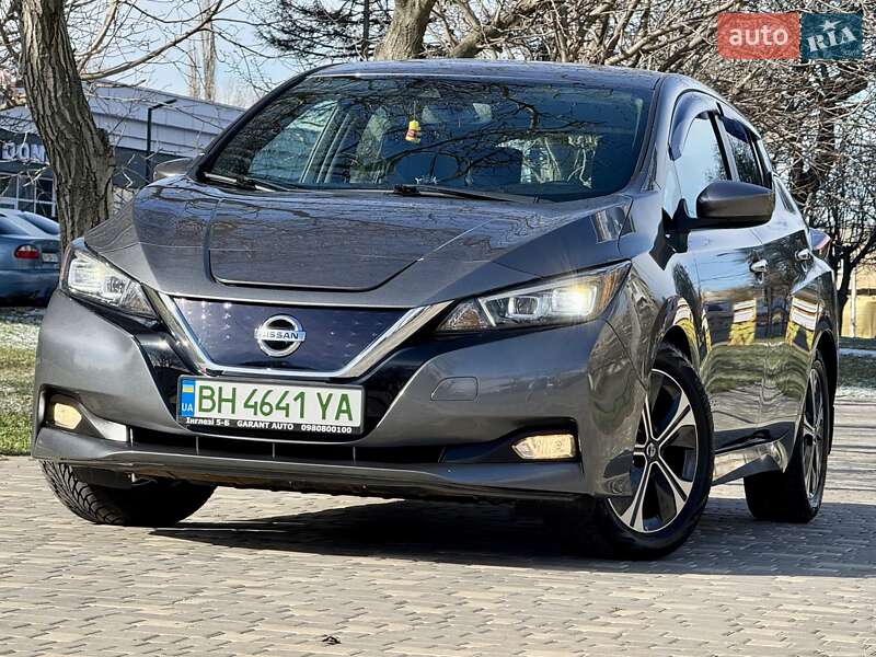 2018 nissan leaf
