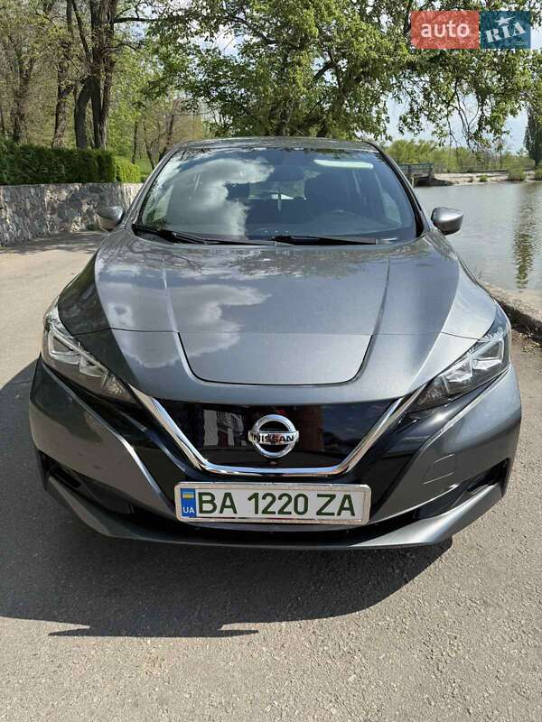 2019 nissan leaf
