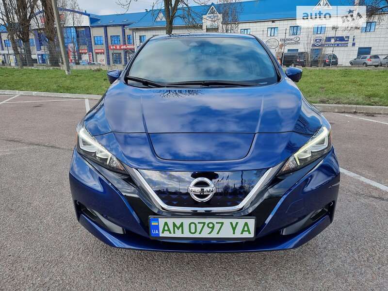 2020 nissan leaf