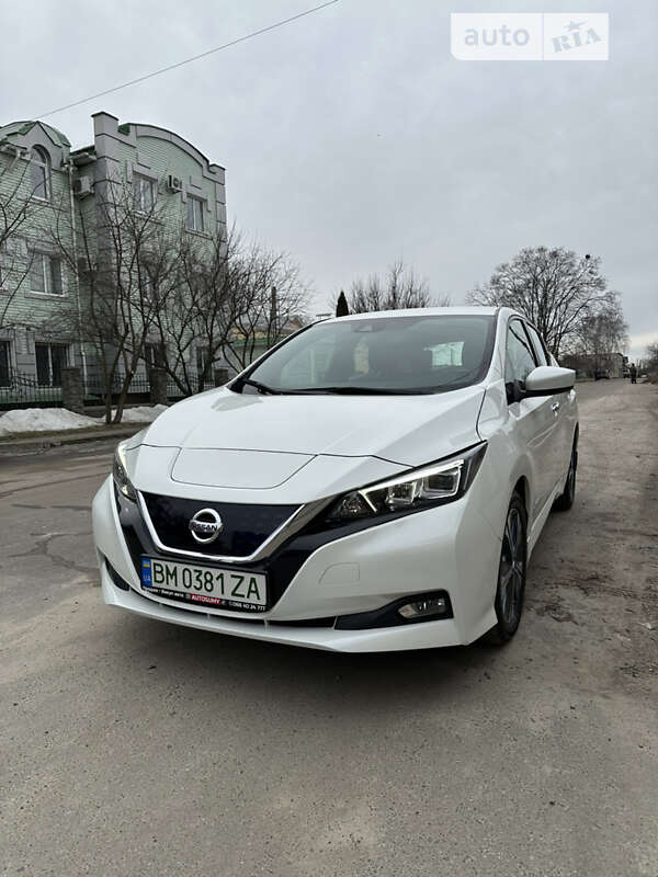 2018 nissan leaf