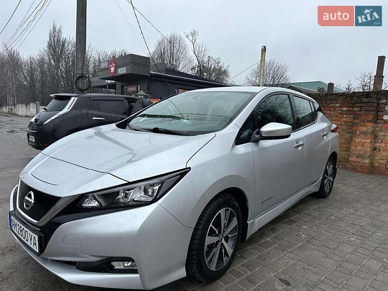 2019 nissan leaf