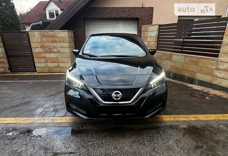 2019 nissan leaf