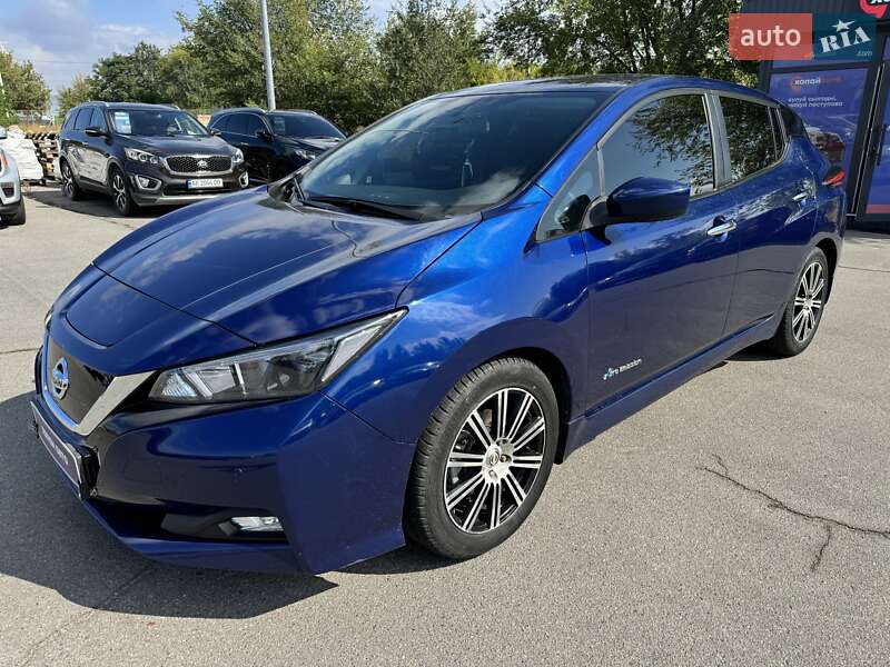 2018 nissan leaf