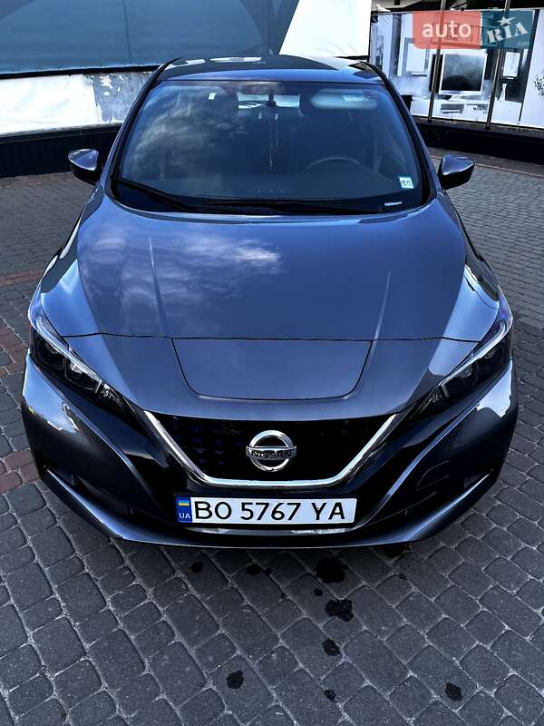 2018 nissan leaf