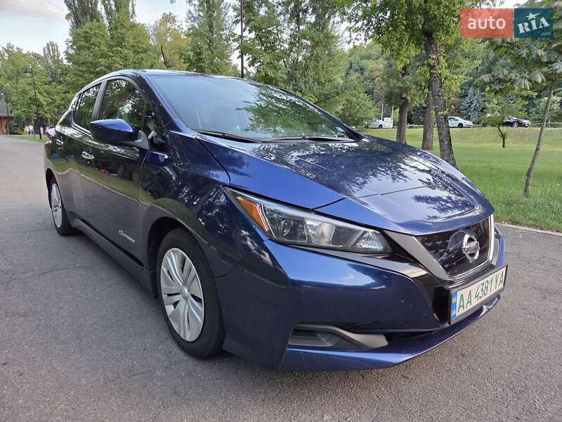 2018 nissan leaf