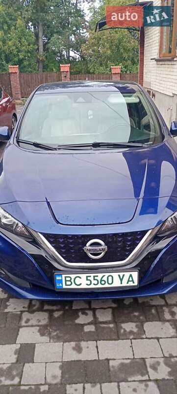 2018 nissan leaf