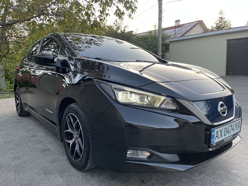 2018 nissan leaf