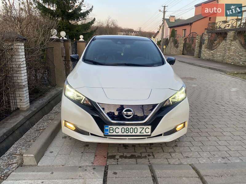 2018 nissan leaf