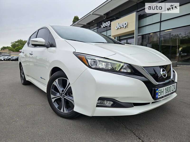 2019 nissan leaf