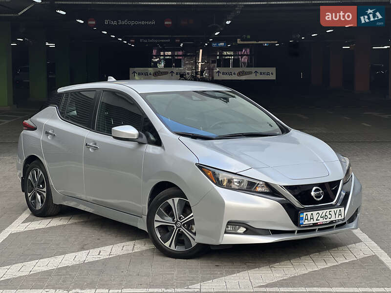 2020 nissan leaf