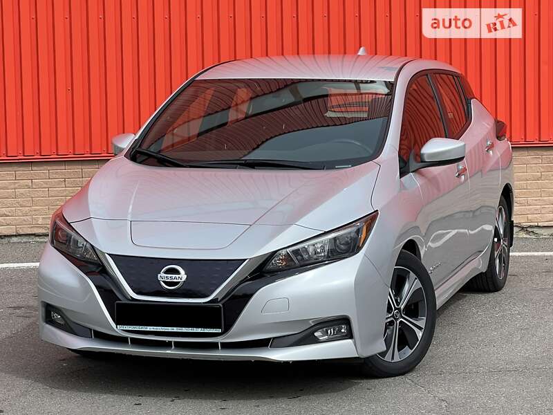 2018 nissan leaf