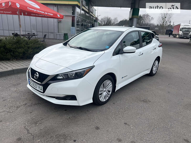 2019 nissan leaf