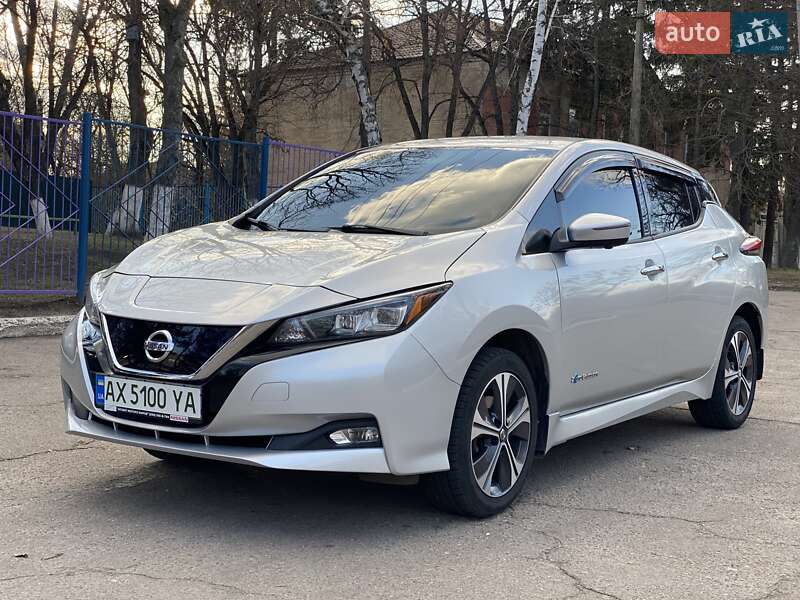 2018 nissan leaf