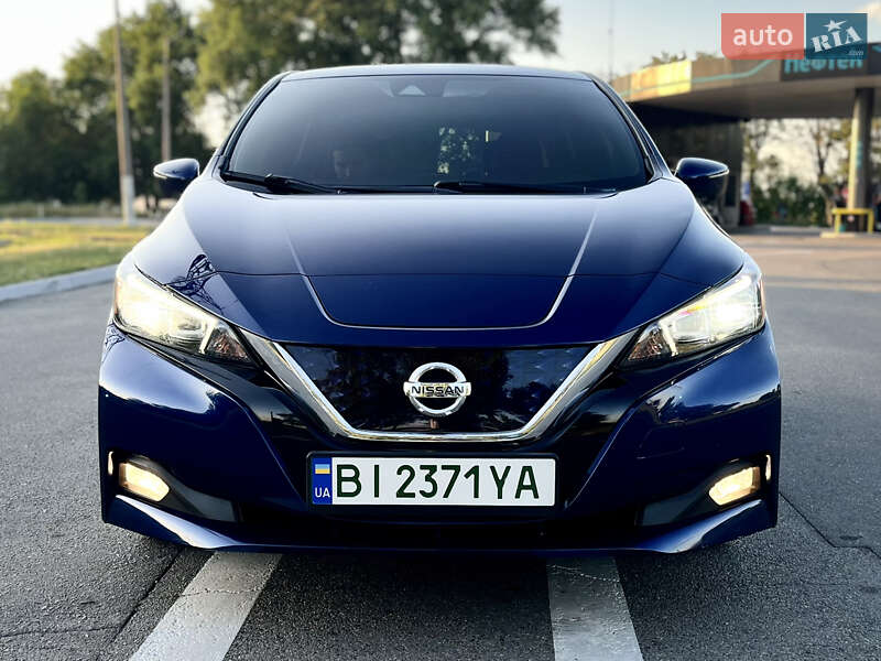 2018 nissan leaf
