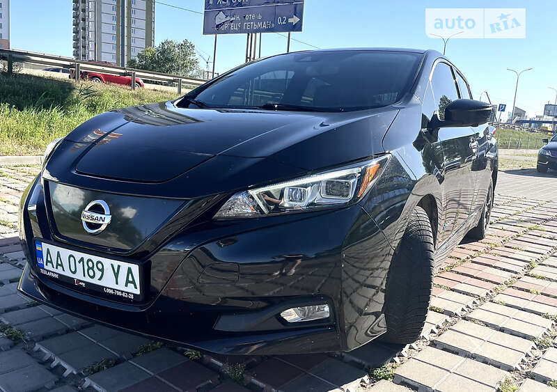 2018 nissan leaf