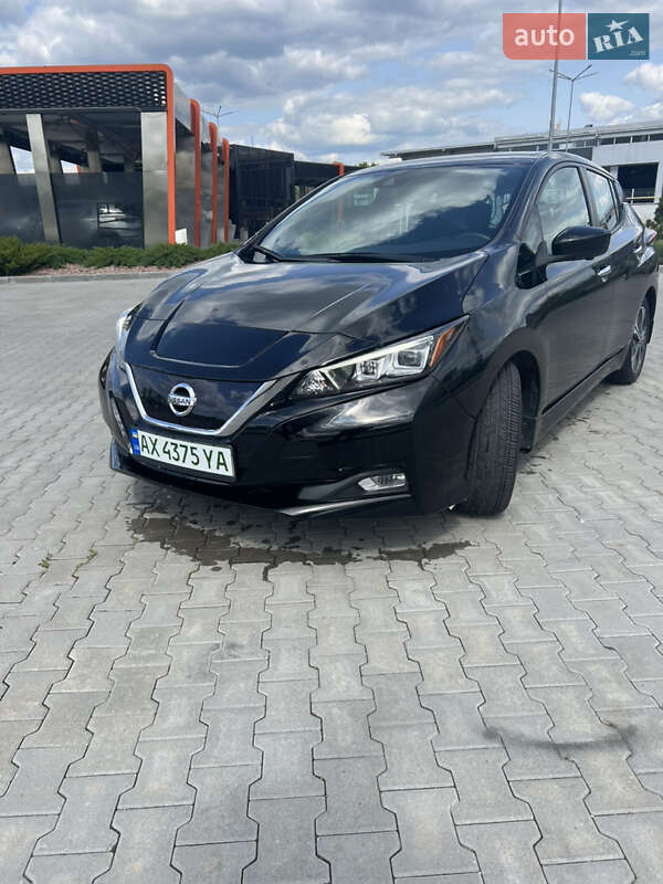 2019 nissan leaf