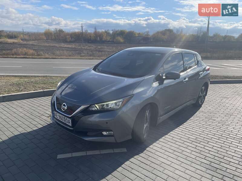 2017 nissan leaf