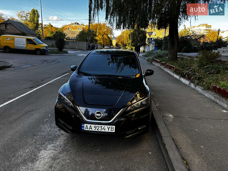 2019 nissan leaf