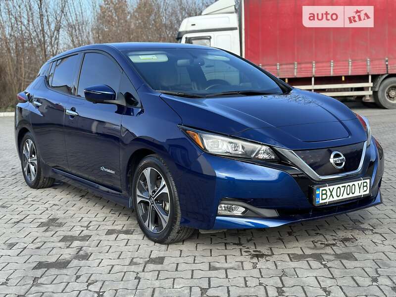 2019 nissan leaf