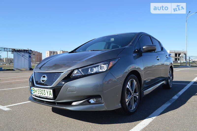 2018 nissan leaf