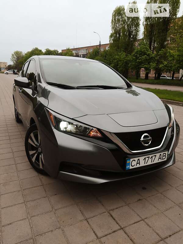 2018 nissan leaf