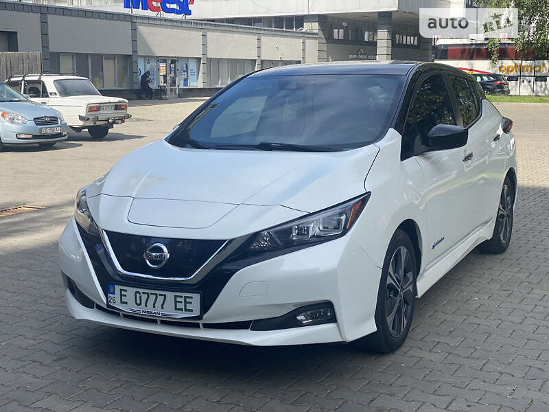 2019 nissan leaf