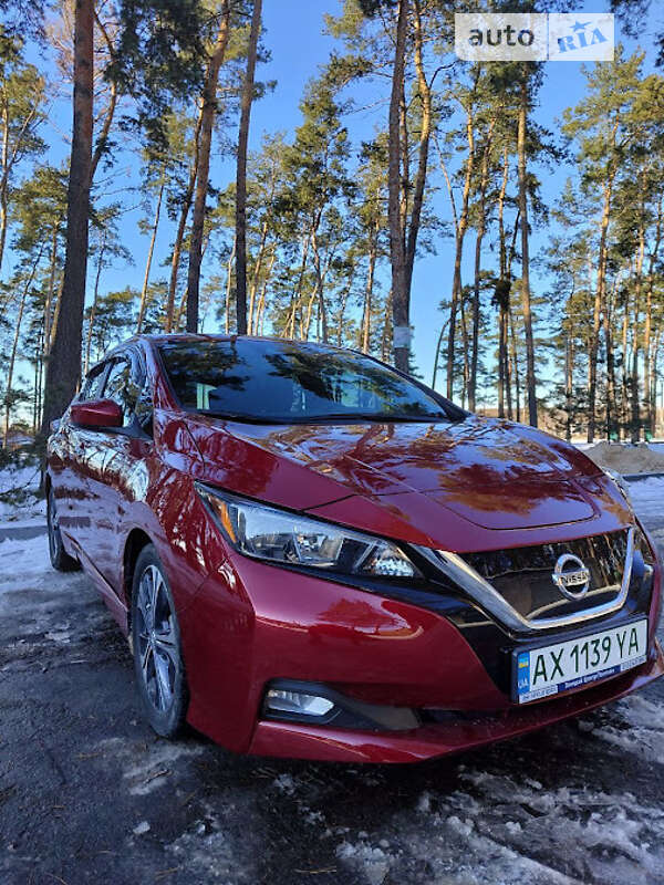 2020 nissan leaf