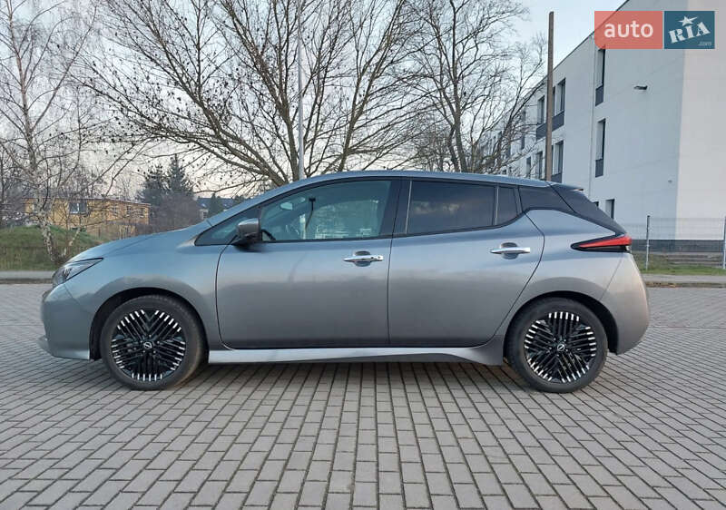 2021 nissan leaf