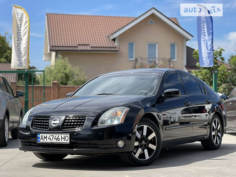 2003 nissan maxima