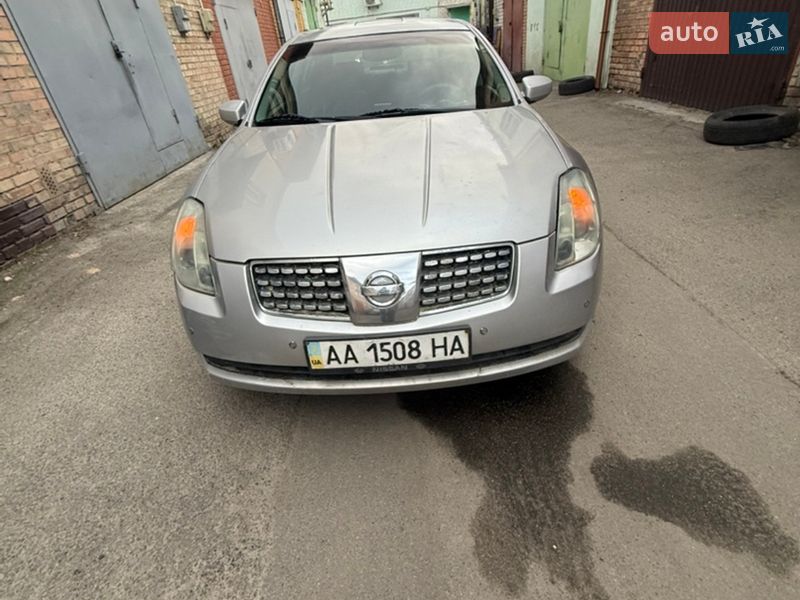 2003 nissan maxima