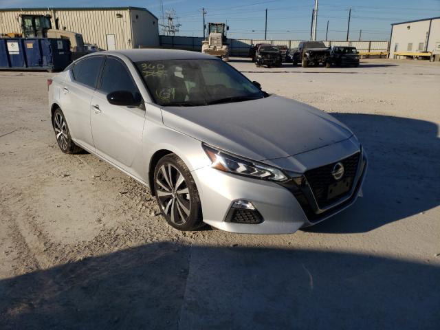 2020 nissan altima sr
