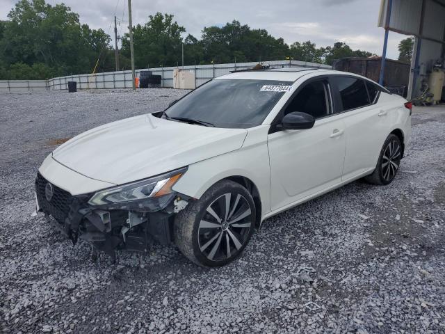 2022 nissan altima sr