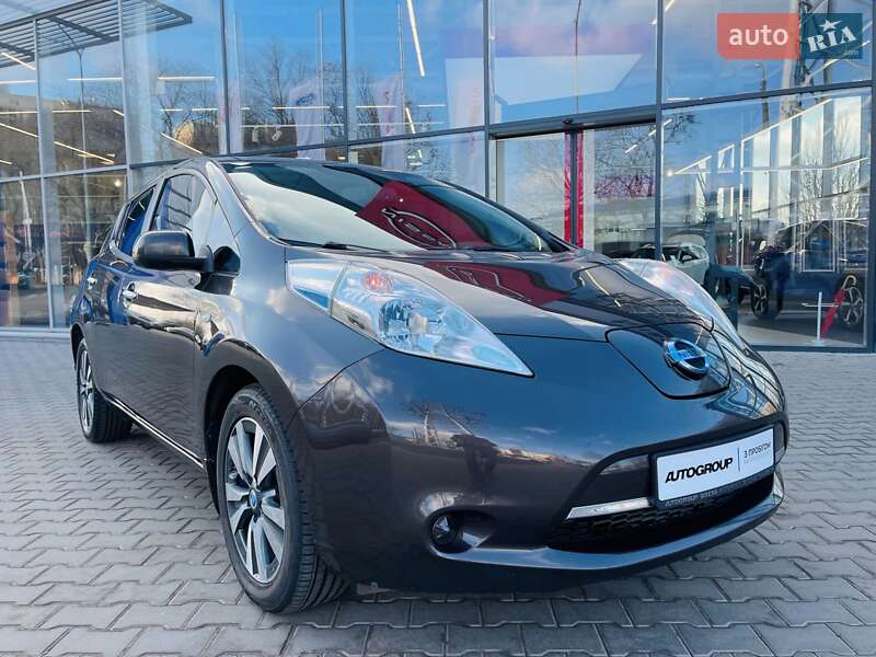 2015 nissan leaf