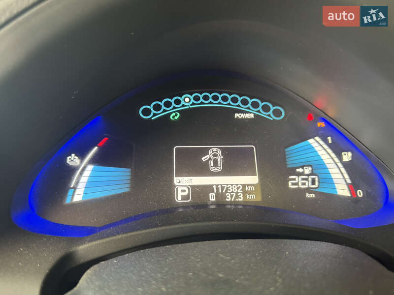 2016 nissan leaf