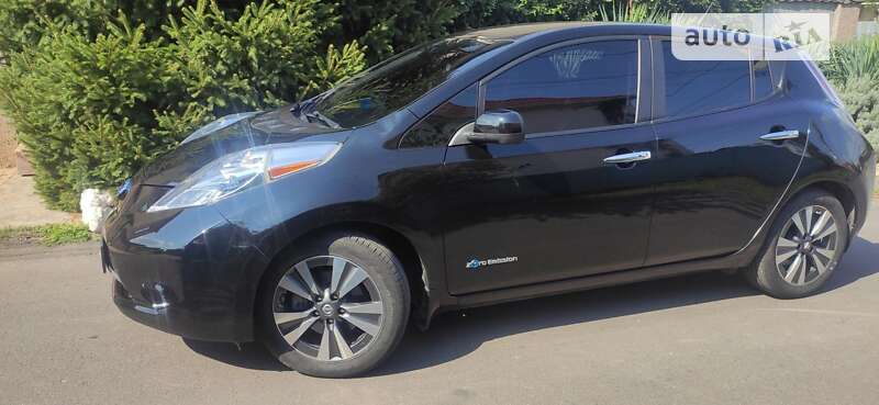 2016 nissan leaf