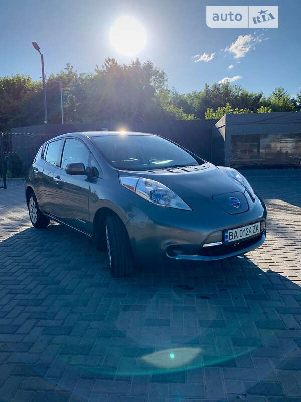 2017 nissan leaf