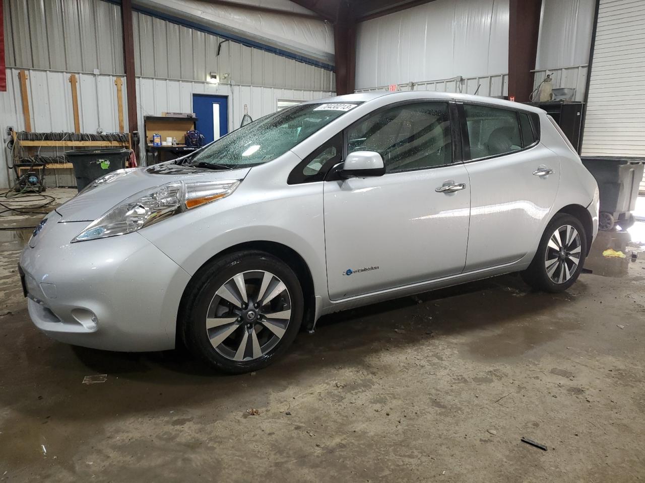 2016 nissan leaf