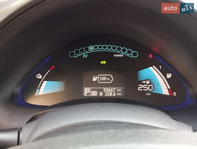 2017 nissan leaf