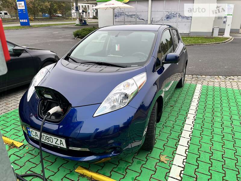 2017 nissan leaf