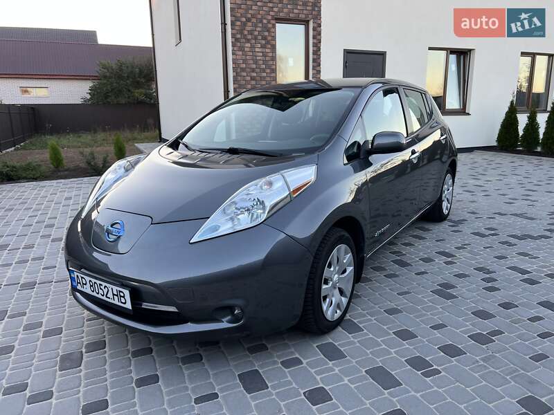 2017 NISSAN Leaf