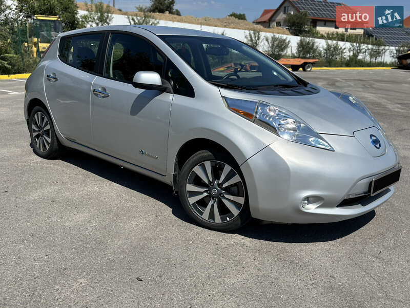 2016 nissan leaf