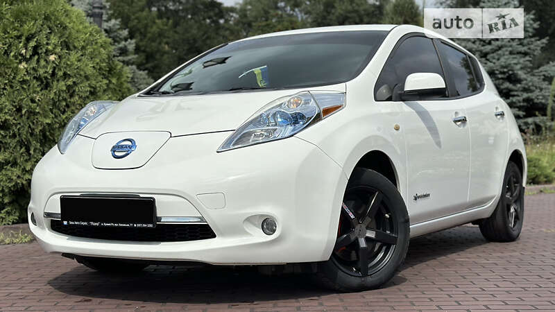2016 nissan leaf