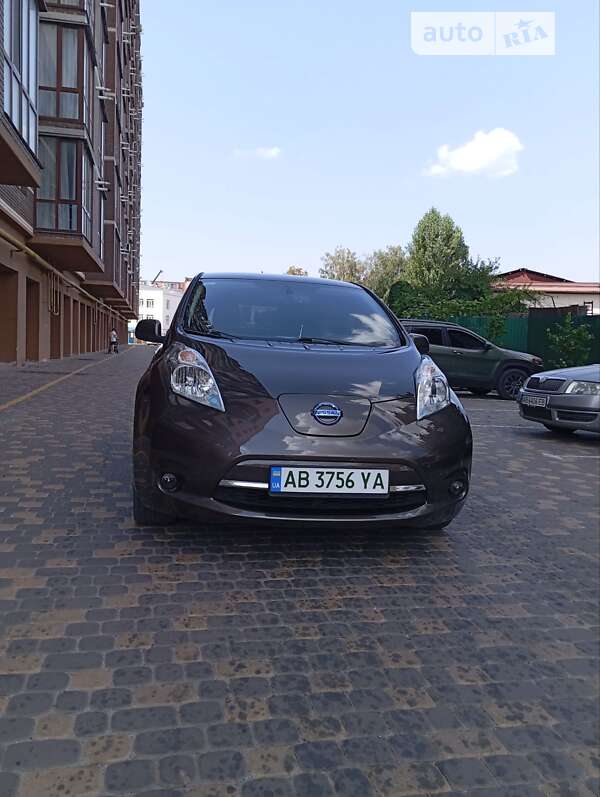 2016 nissan leaf