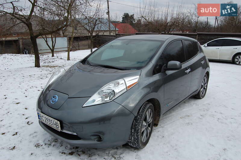 2017 nissan leaf