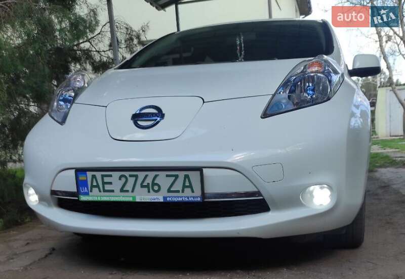 2017 nissan leaf