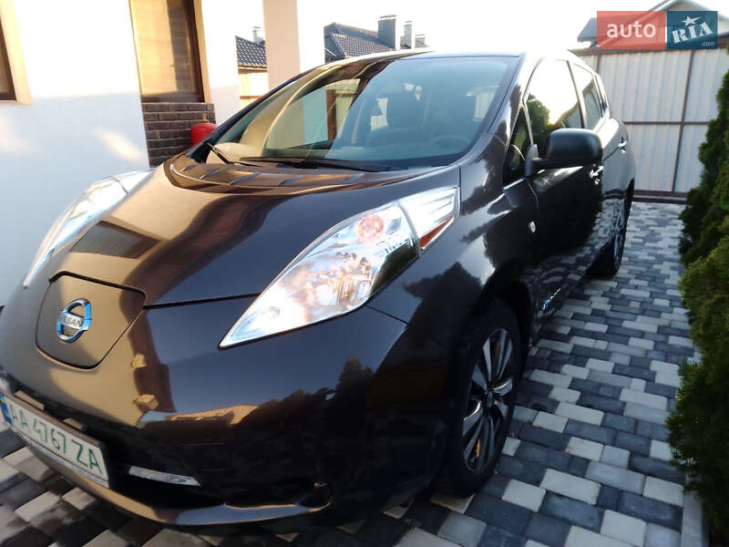 2015 nissan leaf