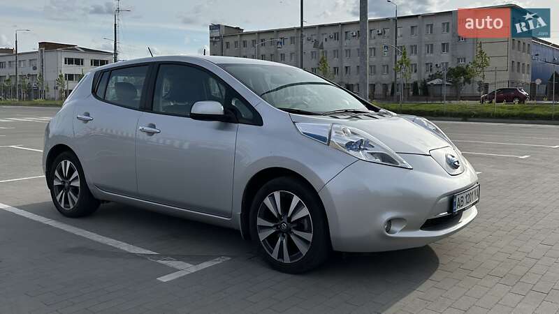 2015 nissan leaf