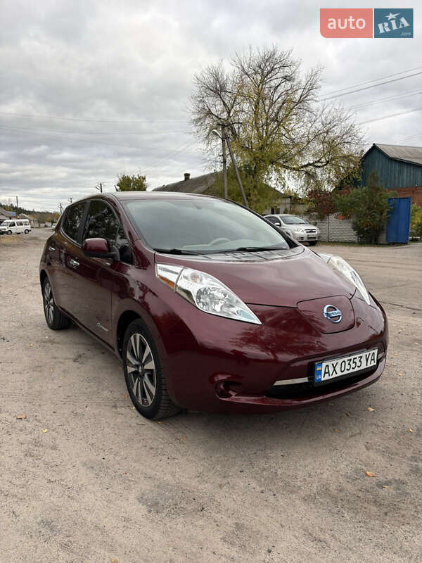 2015 nissan leaf