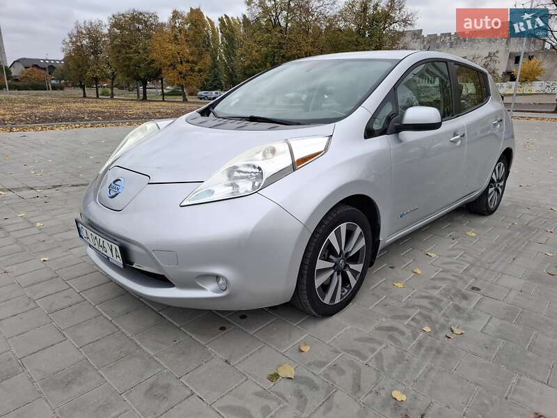 2016 nissan leaf